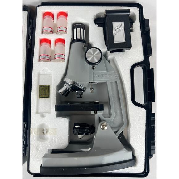 Vintage Tasco 200X-400X Zoom Microscope Kit and Black Case - Picture 2 of 9